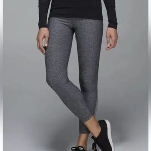 LULULEMON ATHLETICA Heathered Black LIGHT SPEED TIGHT/ Pants size 4 SMALL